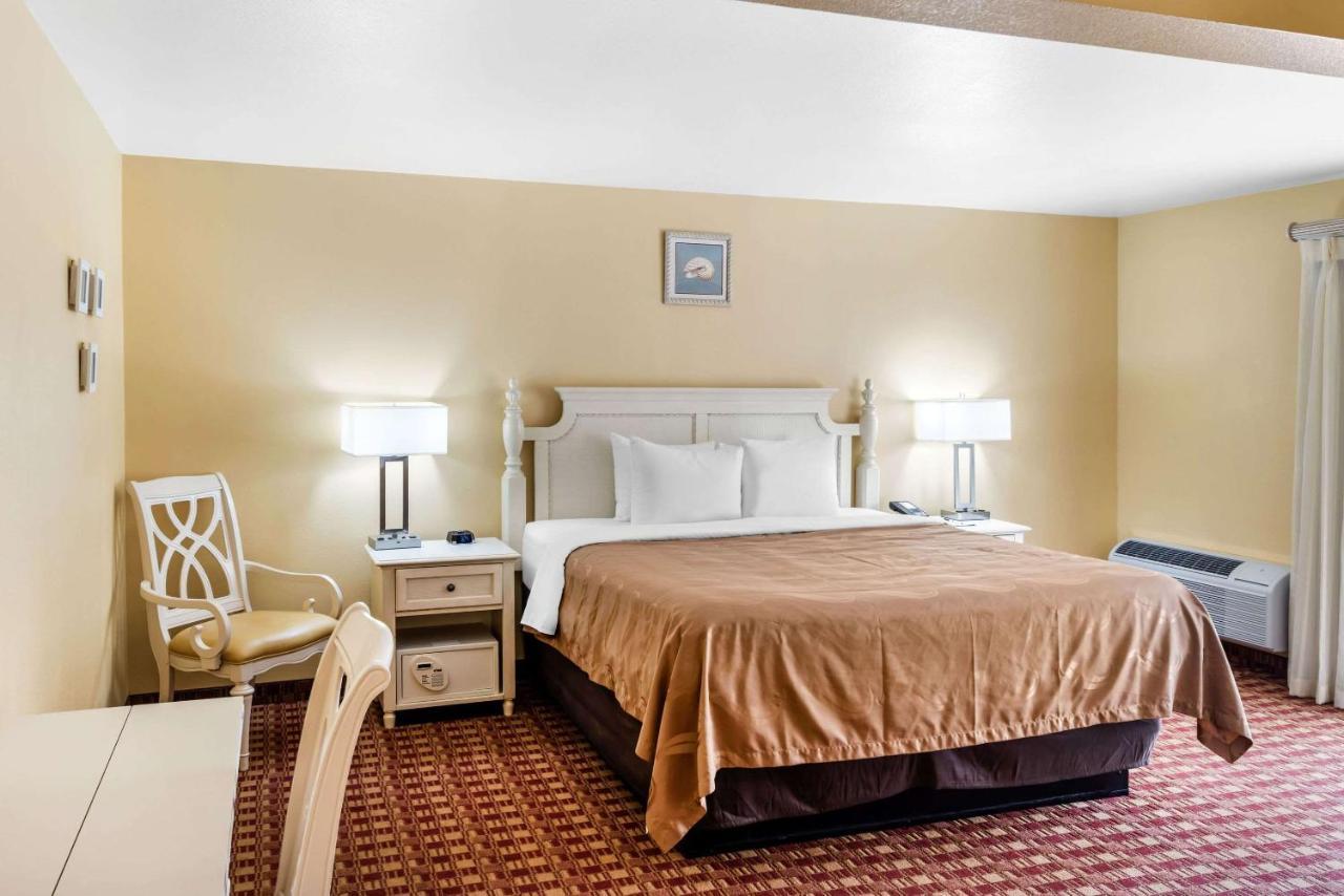Quality Inn & Suites Capitola By The Sea Exterior photo