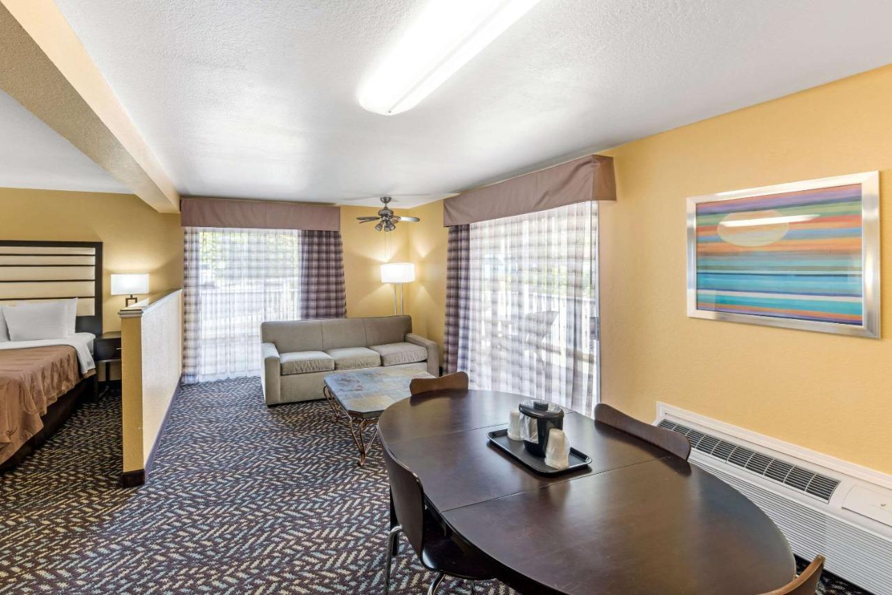 Quality Inn & Suites Capitola By The Sea Exterior photo