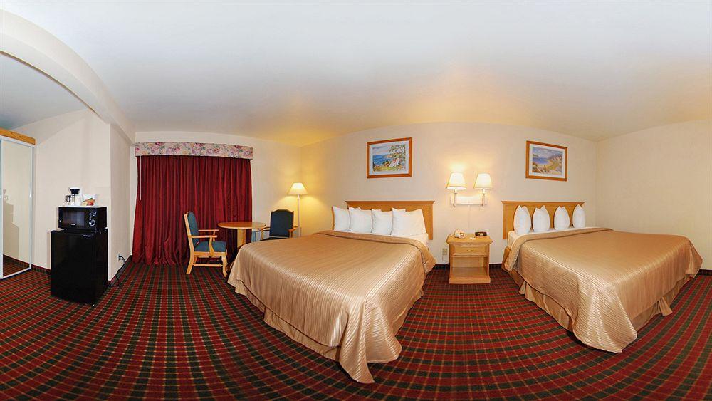 Quality Inn & Suites Capitola By The Sea Exterior photo